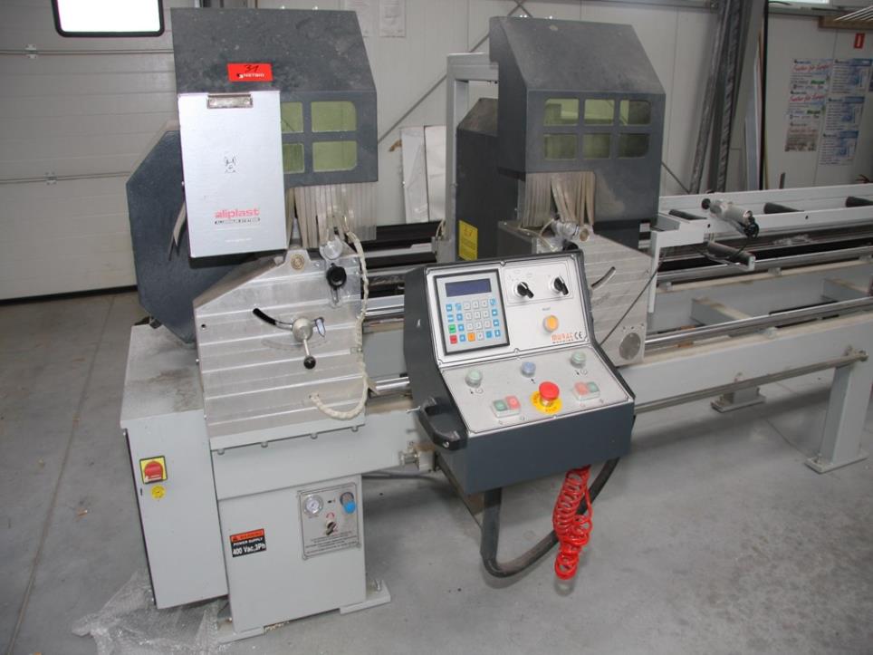 Máquinas de fabrico de janelas-2